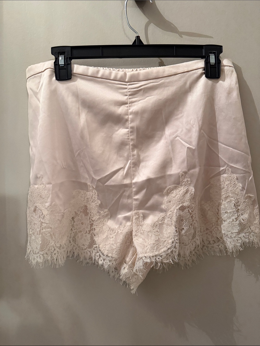 Source Unknown Cream Lace Trim High-Waist Women's Shorts